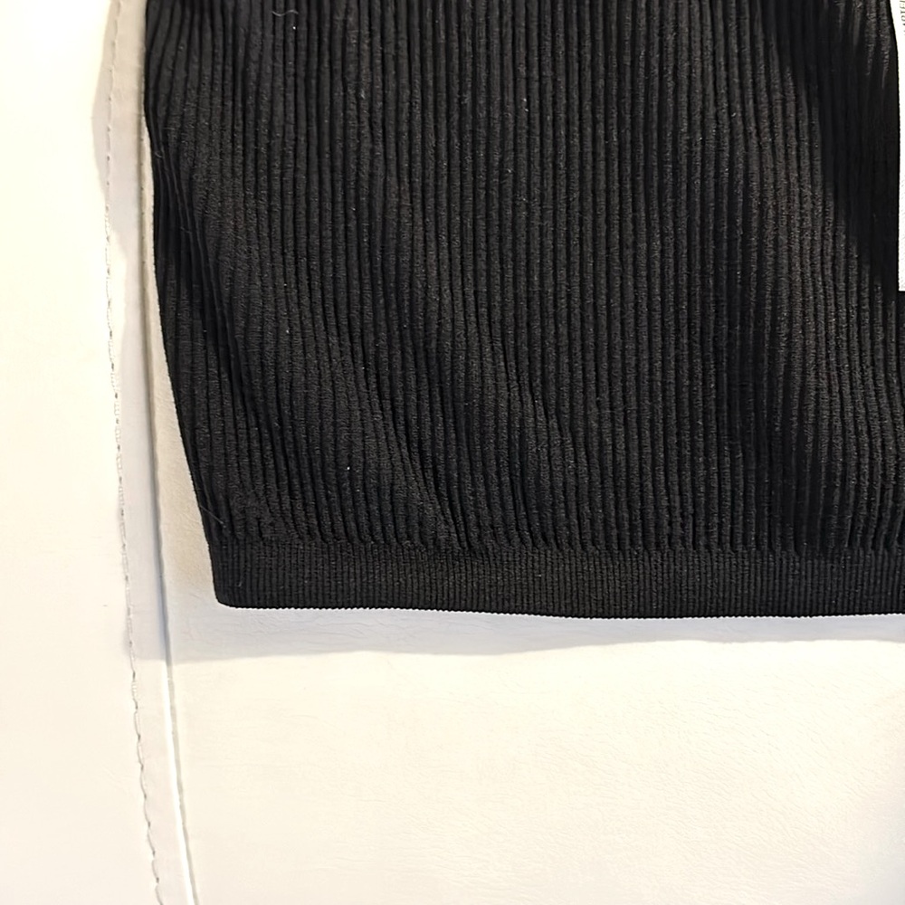 Zara Ribbed Crop Top - Picture 4 of 4